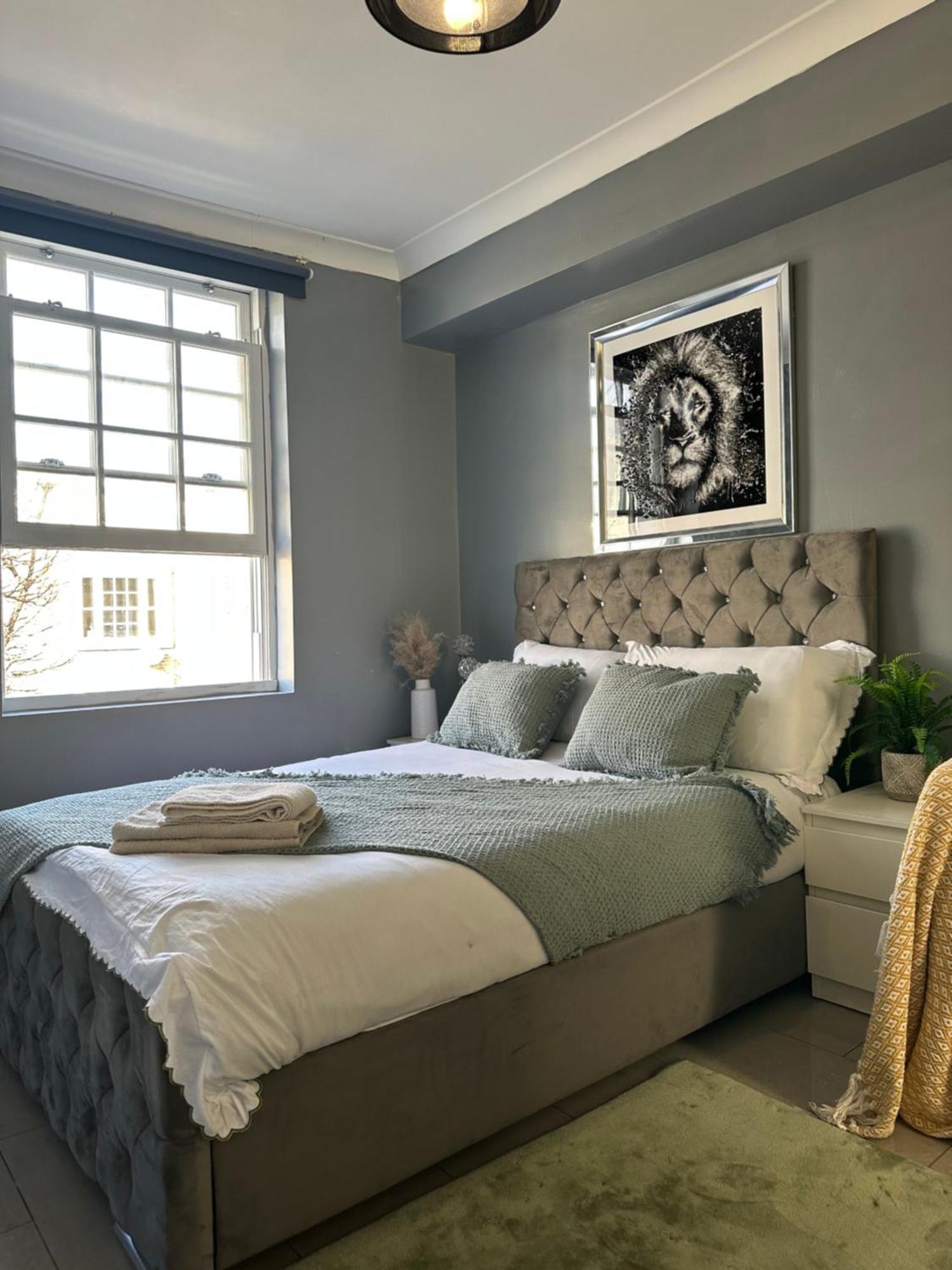 "Bright & Spacious" 3 Bedroom Flat By Kings Cross, St Pancras Station!!!!64 Londres Exterior foto
